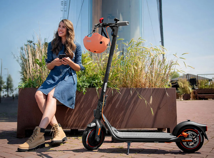 Ninebot F40DII KickScooter